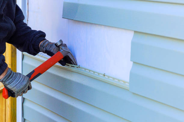 Reliable Siding Repair contractor in Babylon, NY by Creative Siding